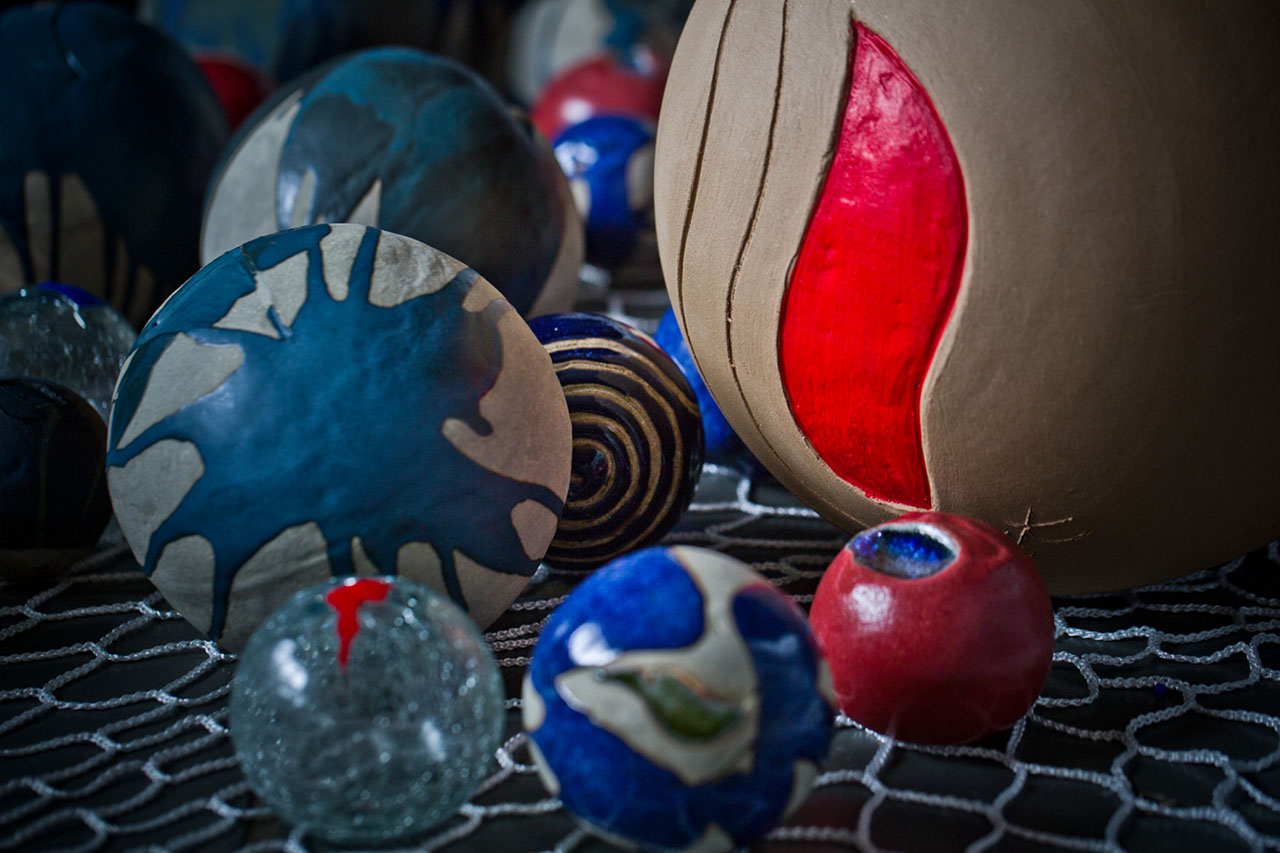 full screen background image